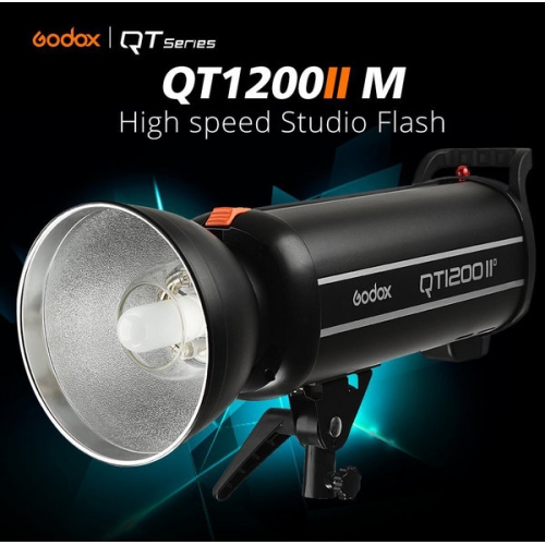 Đèn FLash Godox QT1200IIM
