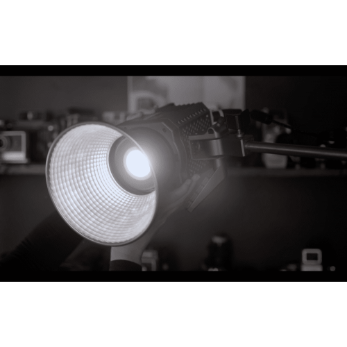 Đèn Led Aputure Amaran 200D