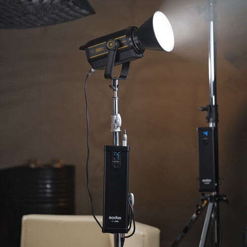 Đèn Led Godox Video Studio Light VL300II