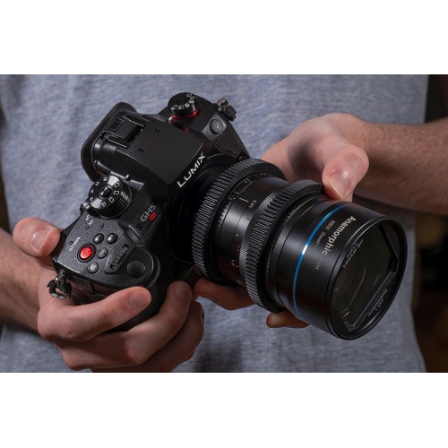 Ống kính biến dạng SIRUI 35mm F1.8 1.33x M4/3 (24mm,35mm,50mm,75mm)