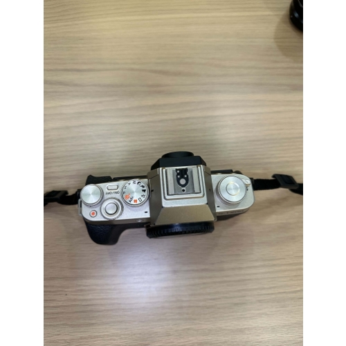 FUJIFILM X-T200 Body Hàng 2nd cũ ( còn mới 95%)