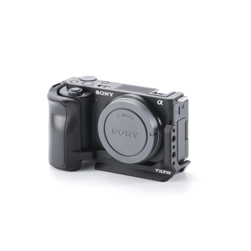 L-Bracket Mounting Plate for Sony ZV-E10 – Black