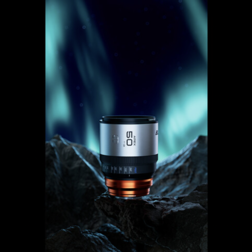 BLAZAR 50mm T1.8 APEX 1.33x Anamorphic AF (E-Mount)