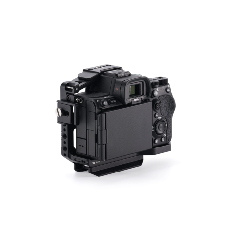 Khung bảo vệ toàn thân cho máy ảnh Sony Alpha 7 V – Màu đen