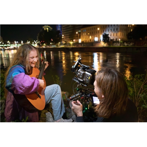 Ống kính nghệ thuật điều khiển Bokeh kết hợp lấy nét Joseph Petzval 35 f/2