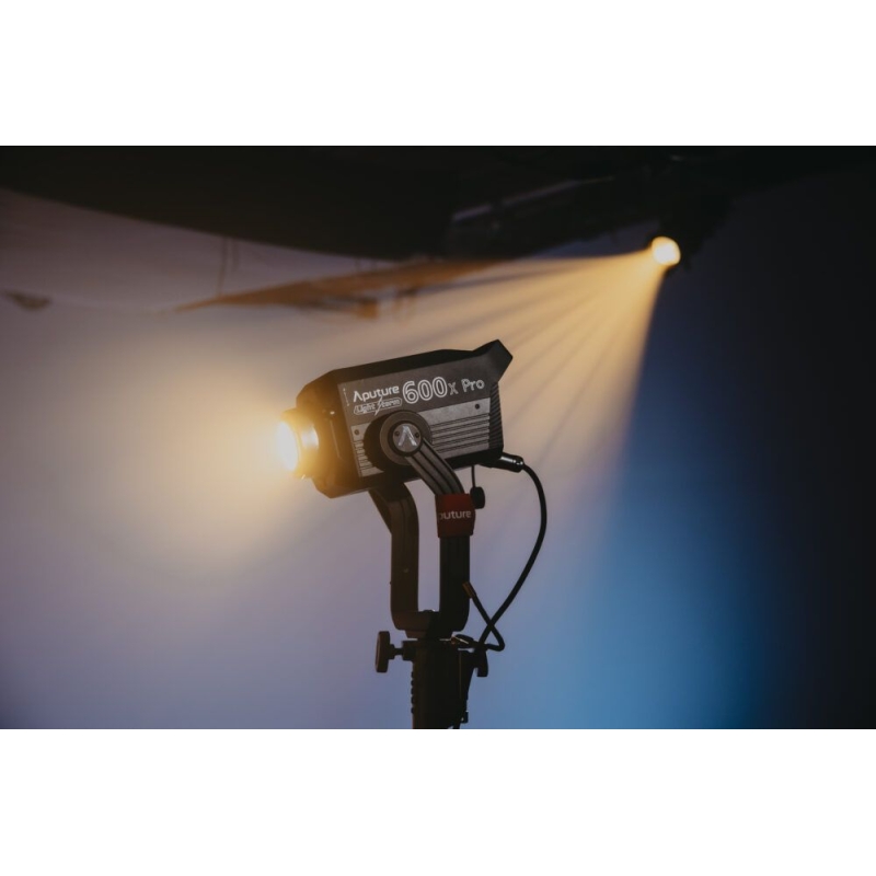 Aputure LS 600X Pro Led Light ( Full VAT )