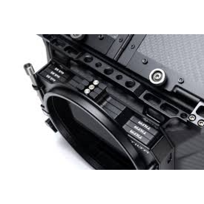 Hộp mờ bằng sợi carbon 4 × 5,65 (Kẹp)