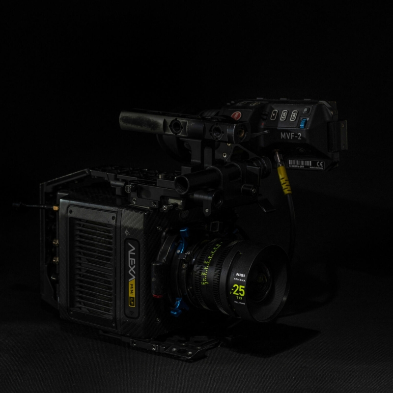 PRIME Full Frame Cinema Lens T2.4 (PL Mount)