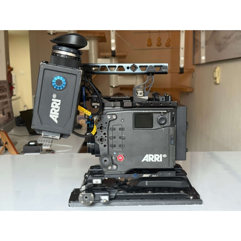 9ARRI ALEXA35 CAMERA HÀng Like New (100 Giờ quay)