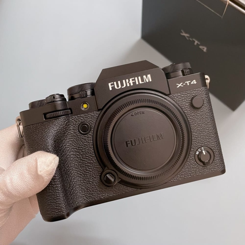 FUJIFILM X-T4 (FUJI XT4 BODY) cũ Còn 95%